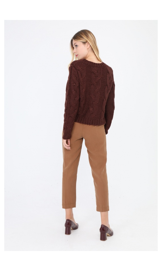 Brown twisted knit sweater