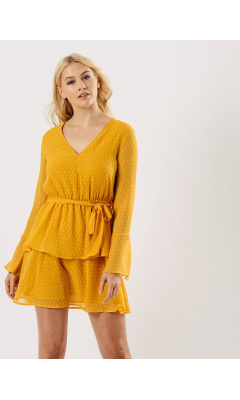 Robe à froufrous jaune à pois