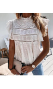 Blouse blanche en dentelle