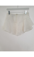 Short blanc taille haute à volant