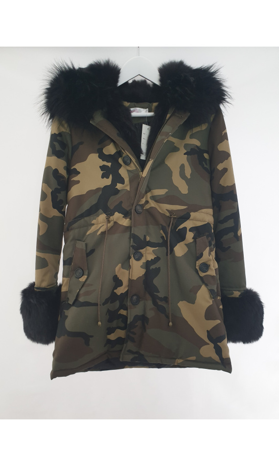 Parka fake fur to printed matter camouflage